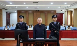 曾任“湄公河惨案”专案组组长的刘跃进受审：被控受贿1.21亿余元，受贿时间跨度近30年